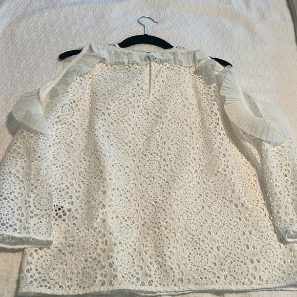 NWOT - Sandro Bonnie lace , open sleeve, V ruffle blouse. - Picture 4 of 7
